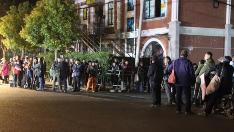 在凌晨四点街头,我看到了另一个上海